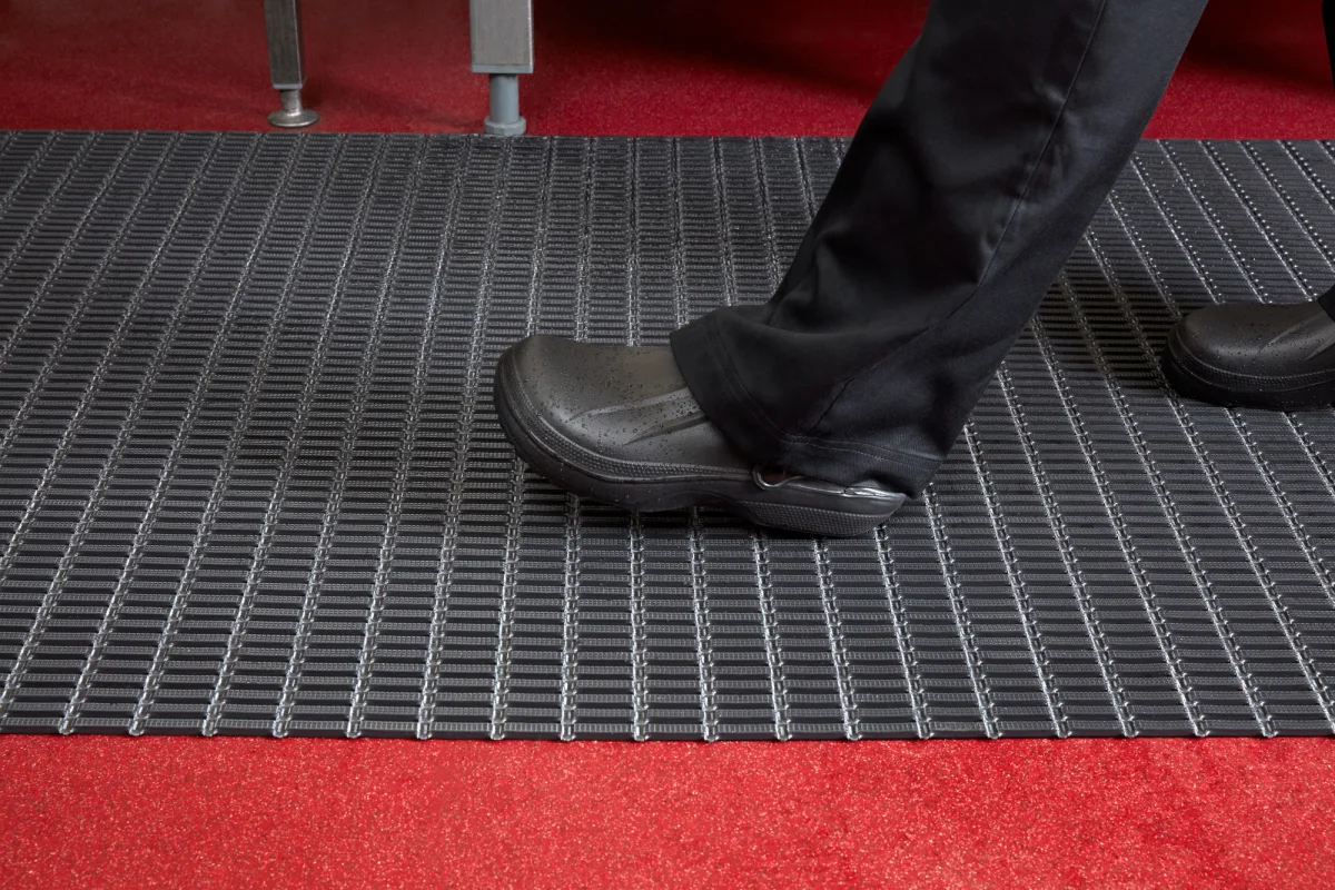 Plastex2021 Floorline Black 91cm 095